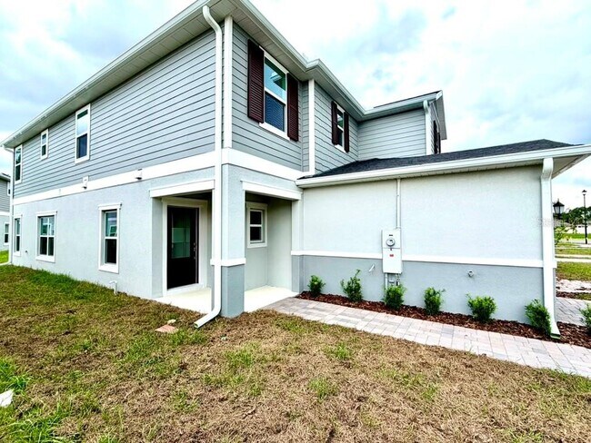 Building Photo - 16615 Luminary Lp