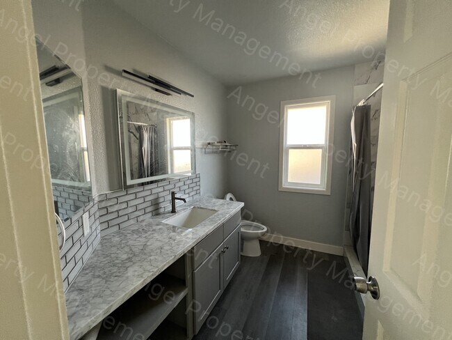 Building Photo - 5221 Moonlight Way