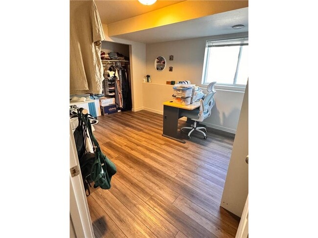 Building Photo - 810 16th St S