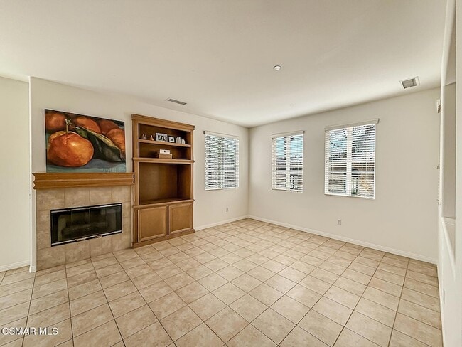 Building Photo - 2930 Esperanza Way