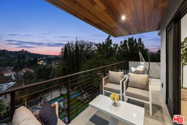 Building Photo - 3936 Farley Ct