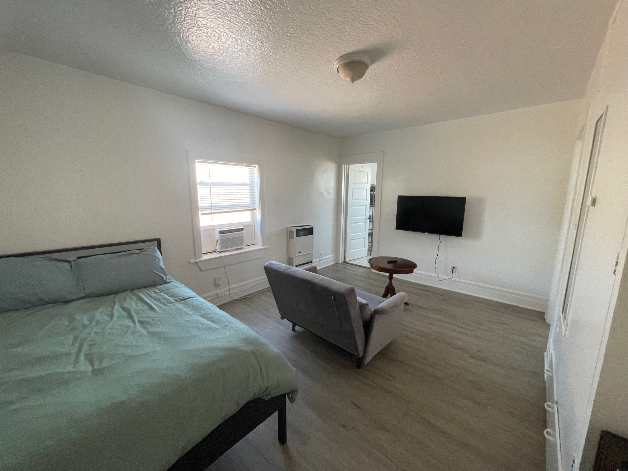 Building Photo - 4510 N Figueroa St