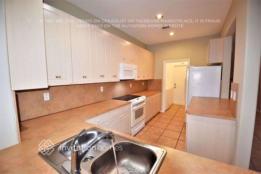 Building Photo - 5229 Sancerre Cir