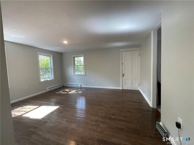 Building Photo - 155 Riverside Dr