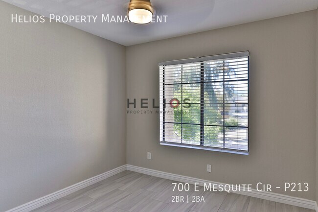 Building Photo - 700 E Mesquite Cir