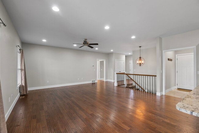 Building Photo - 145 Summerfield Way