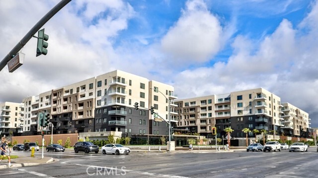 Building Photo - 2606 Rivington