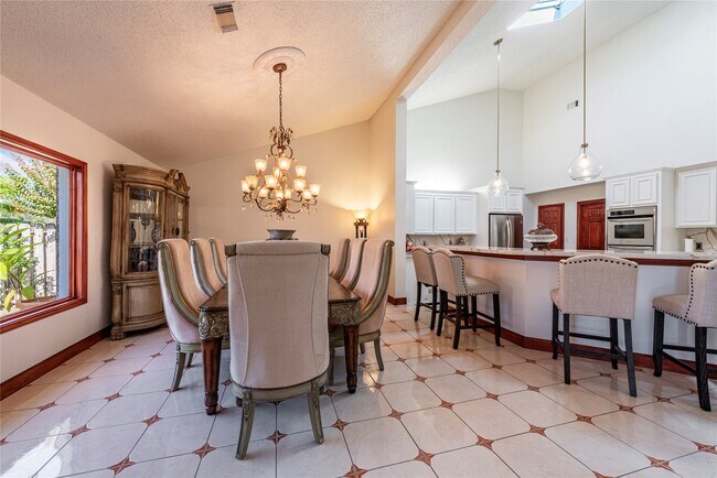 Building Photo - 2417 Gerol Dr