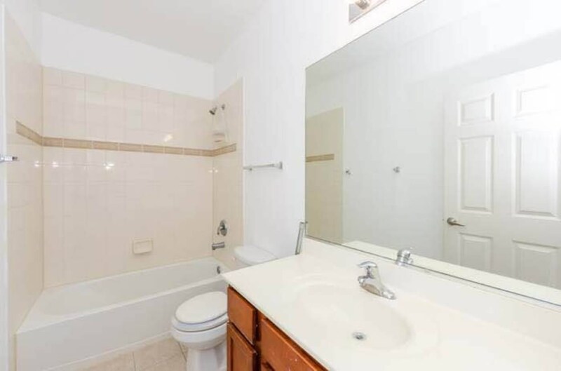 Building Photo - 5343 W Galewood Ave
