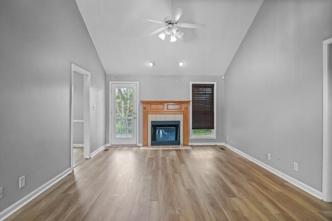 Building Photo - 1241 Gatsby Ct