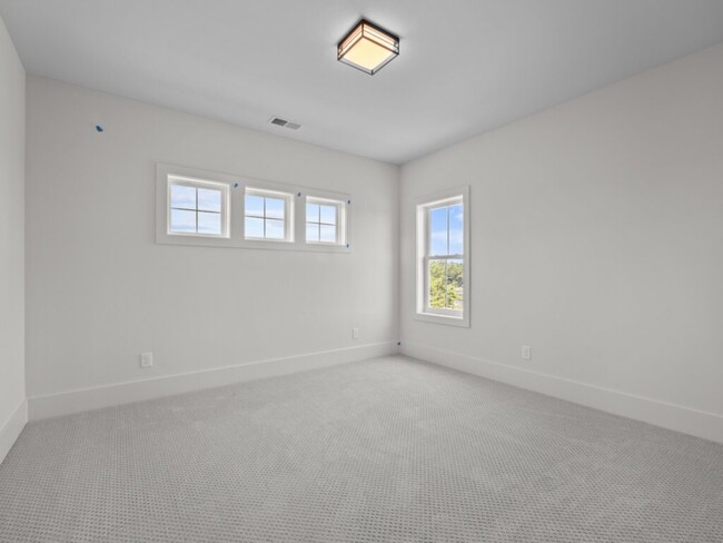 Building Photo - 609 Cannonsgate Dr