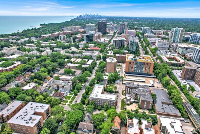 Building Photo - 2000 Sherman Ave