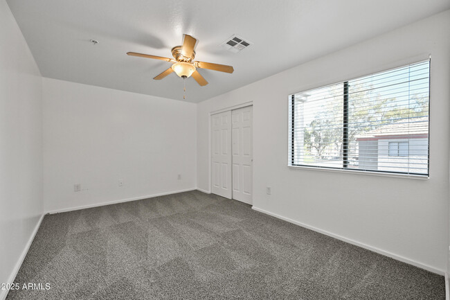 Building Photo - 3065 N 67th Ave