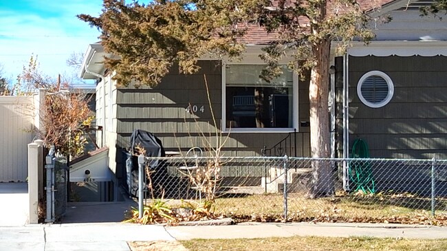 Building Photo - 404.5 S Kimball St