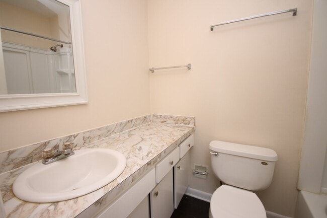 Building Photo - 4/2 Brick Home in Northeast Pensacola for ...