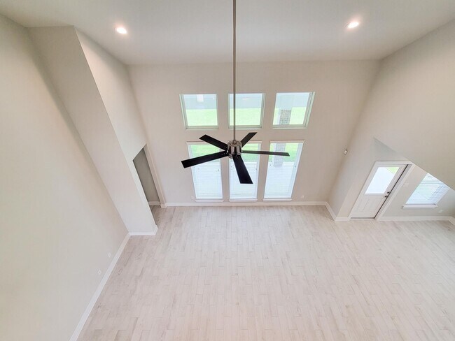Building Photo - 23622 Iris Field Ct