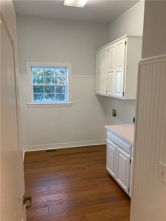 Building Photo - 420 E New Hope Rd