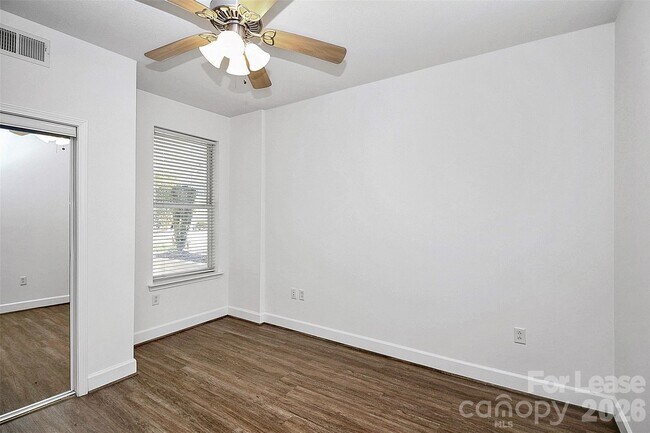 Building Photo - 1315 East Blvd