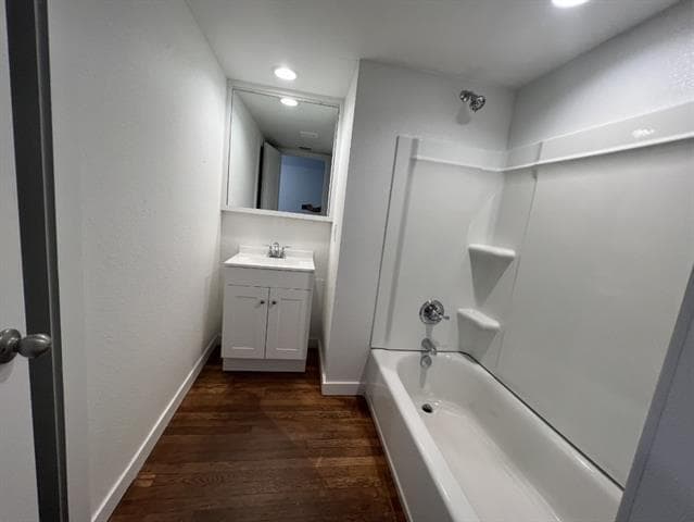 Building Photo - 361 College Dr