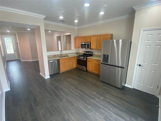 Building Photo - 2409 Spring Hollow Loop