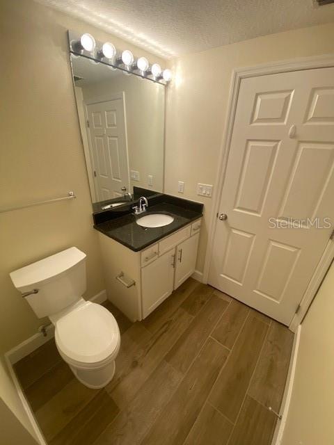 Building Photo - 1810 E Palm Ave