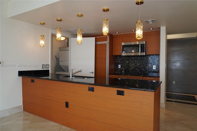 Building Photo - 50 Biscayne Blvd