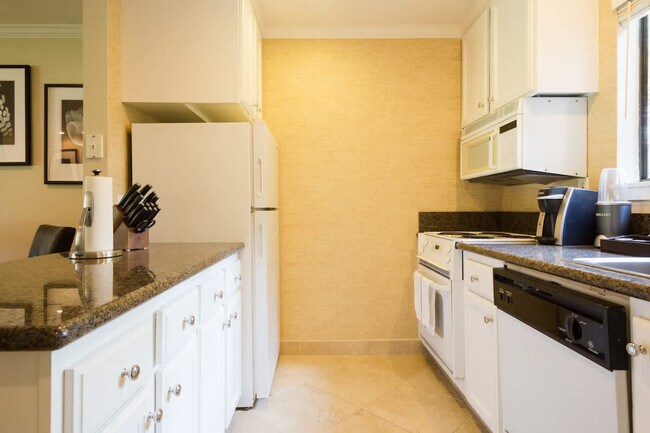 Building Photo - 1600 Atlas Peak Rd