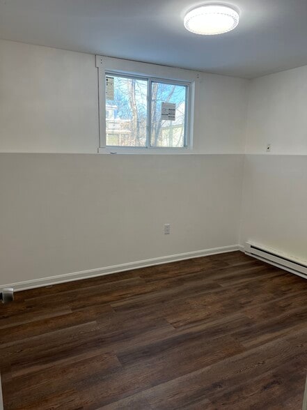 Building Photo - 86 Kriskarli Dr