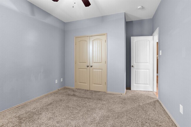 Building Photo - 5219 Rosehill Ridge Ct