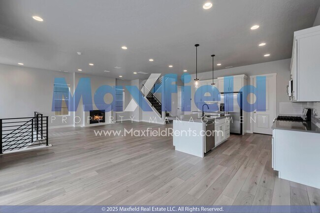 Building Photo - Brand New - Modern Living / 4BD 2.5 BTH 2GAR / Home in Lehi