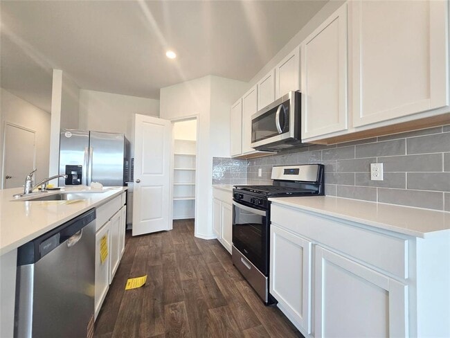 Building Photo - 206 Punta Cana St