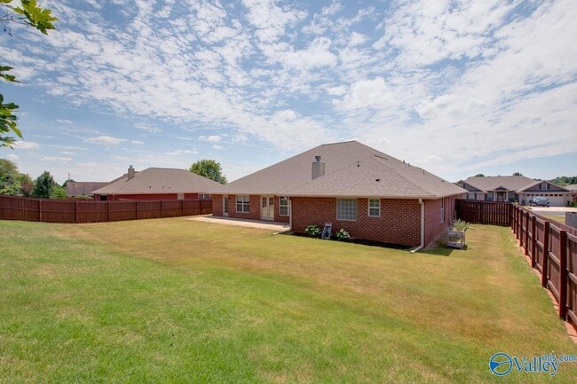 Building Photo - 512 Summer Cove Cir NW
