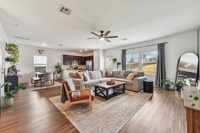 Primary Photo - 5908 Eden Dr