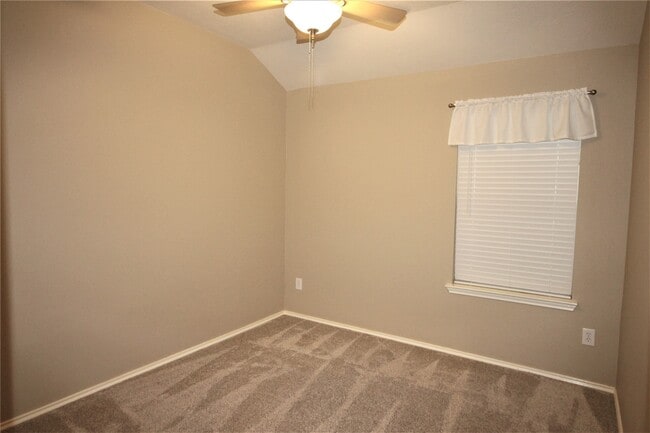 Building Photo - 3604 Kale St