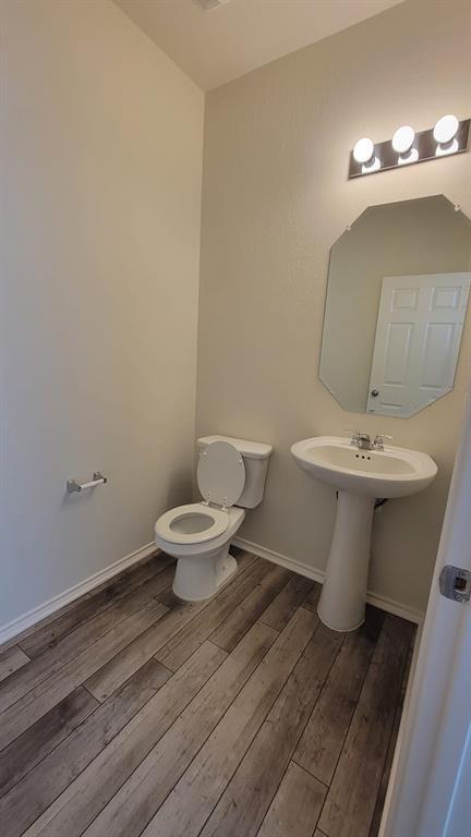 Building Photo - 554 Pepperbark Loop