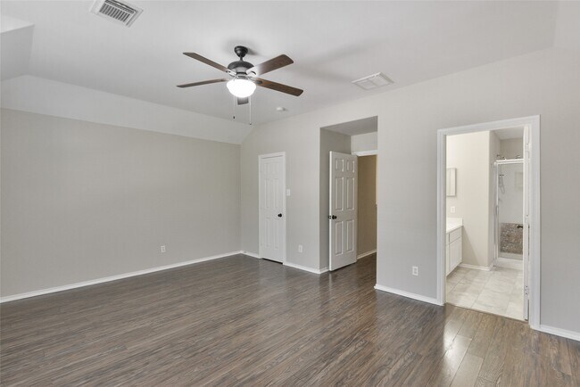 Building Photo - 6422 Encenada Green Trail