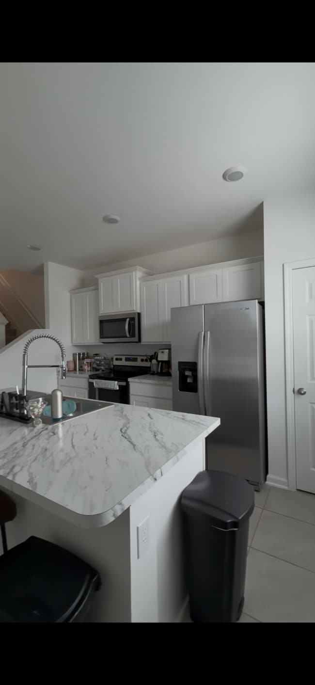 Building Photo - 8337 Retrograde Rd