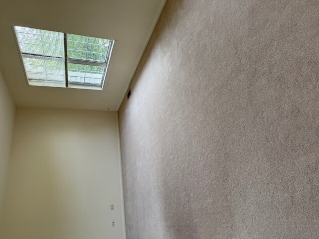 Building Photo - 600 Sturnbridge Ln