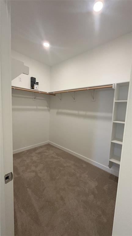 Building Photo - 20417 Deer Creek Dr