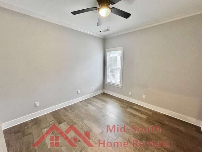 Building Photo - 441 Josephine St