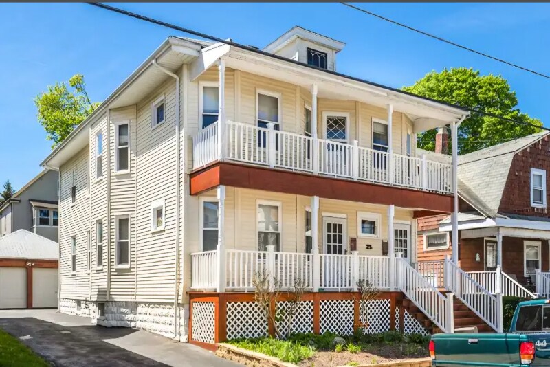 Building Photo - 22 Dearborn St