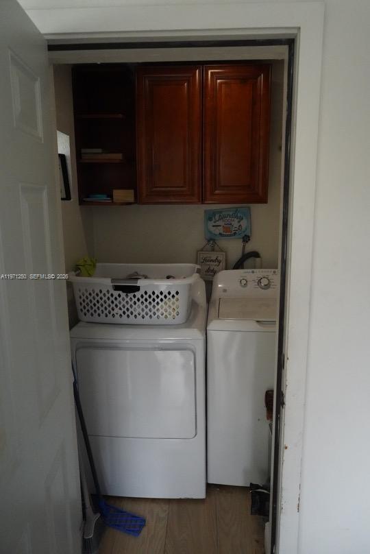 Building Photo - 1389 W 71st St