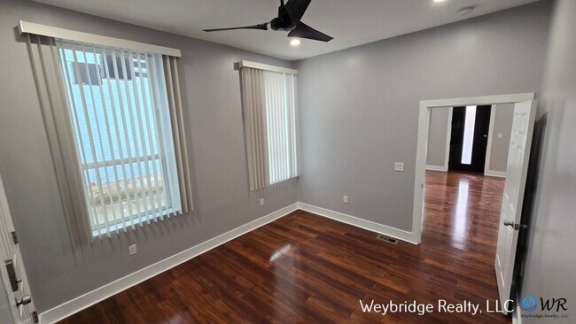 Building Photo - 2934 Sidney Ave