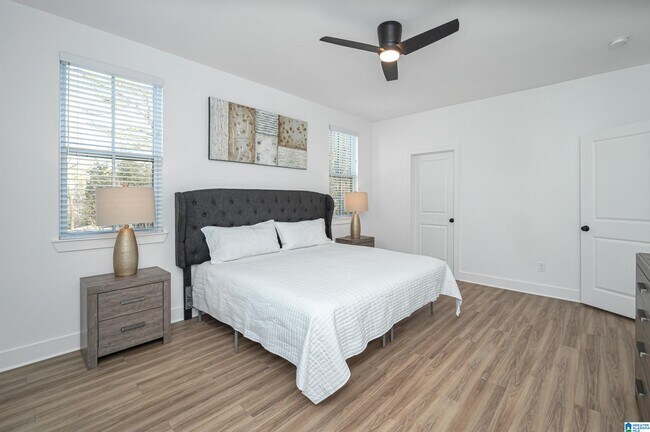 Building Photo - 2440 18th St S