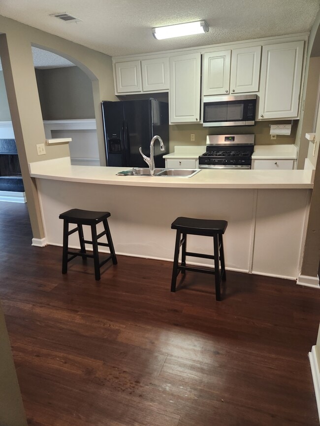 Building Photo - 739 Hynds Springs Dr