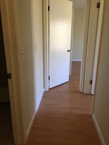 Building Photo - 34 A Padanaram Rd