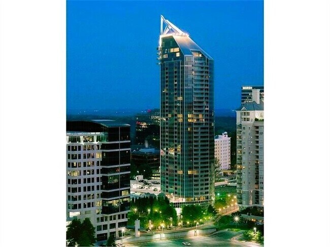 Primary Photo - 3338 Peachtree Rd NE
