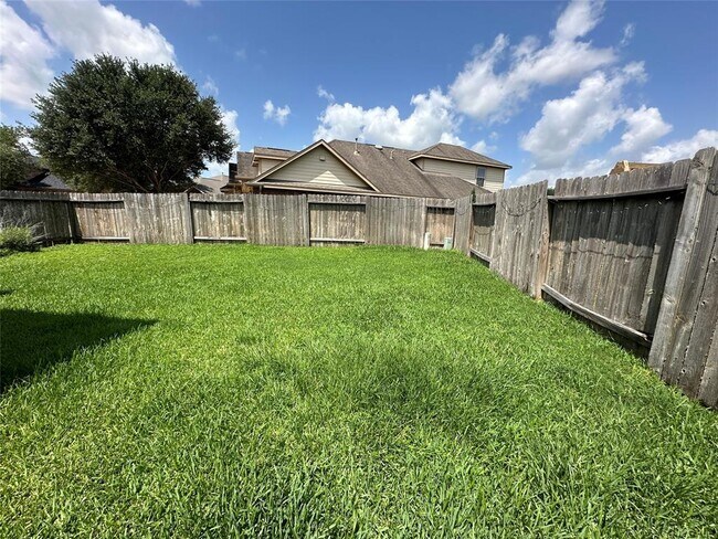Building Photo - 11023 Heartland Grove Dr