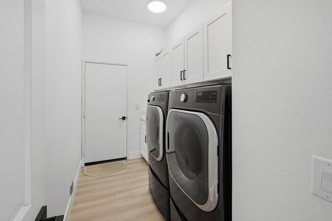 Building Photo - 32 Santa Ynez