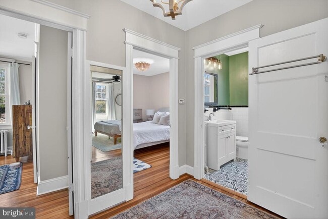 Building Photo - 3365 Runnymede Pl NW